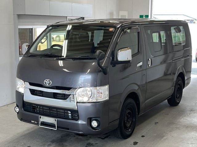 Toyota HIACE VAN 2020 8339051-0