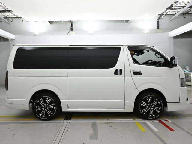 Toyota HIACE VAN 2021 8339057-3