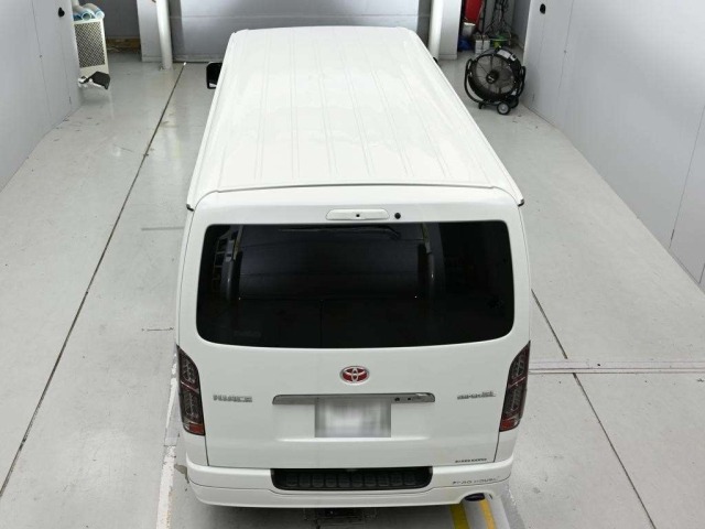 Toyota HIACE VAN 2021 8339057-8