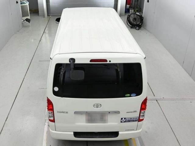 Toyota HIACE VAN 2018 8339058-8