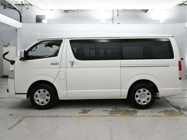 Toyota HIACE VAN 2021 8339060-4