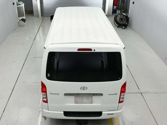 Toyota HIACE VAN 2022 8339061-8