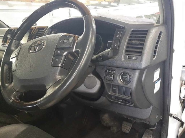 Toyota HIACE VAN 2022 8339061-9