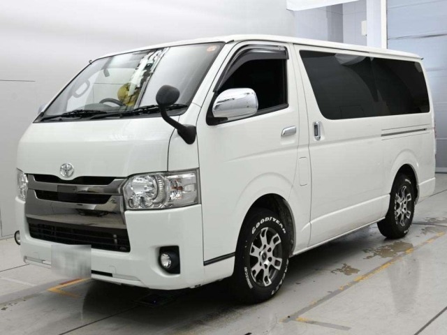 Toyota HIACE VAN 2018 8339062-0