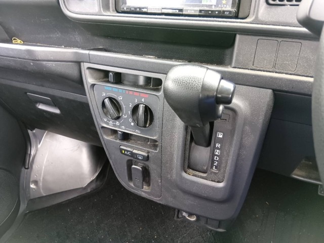 Daihatsu HIJET VAN 2020 8327038-9