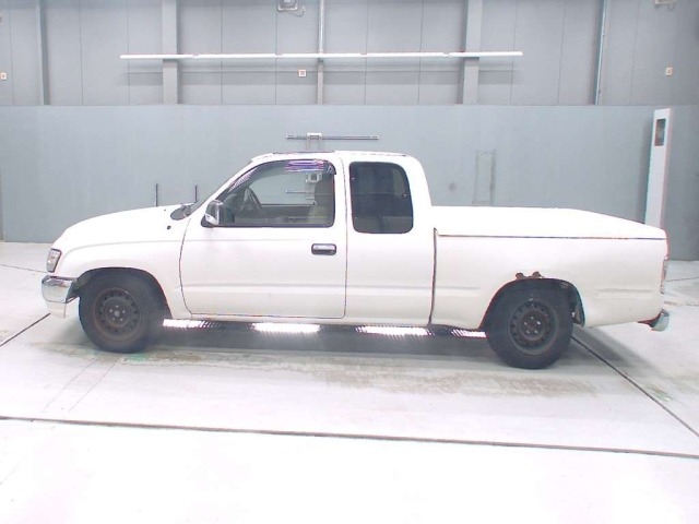 Toyota HILUX 2003 8327669-4