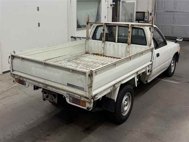 Toyota HILUX 1993 8327673-5