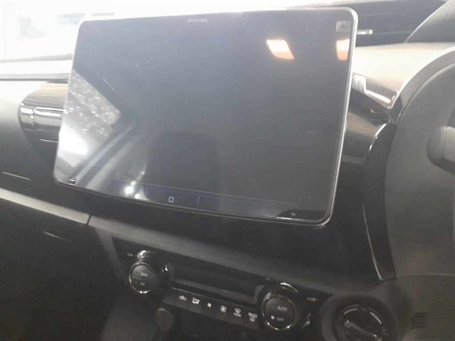 Toyota HILUX 2023 8327680-12