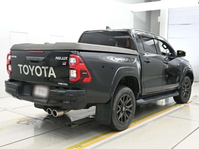 Toyota HILUX 2022 8327681-1