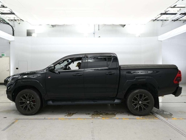 Toyota HILUX 2022 8327681-4