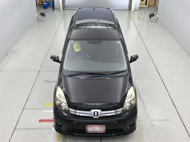 Toyota ISIS 2013 8339414-7