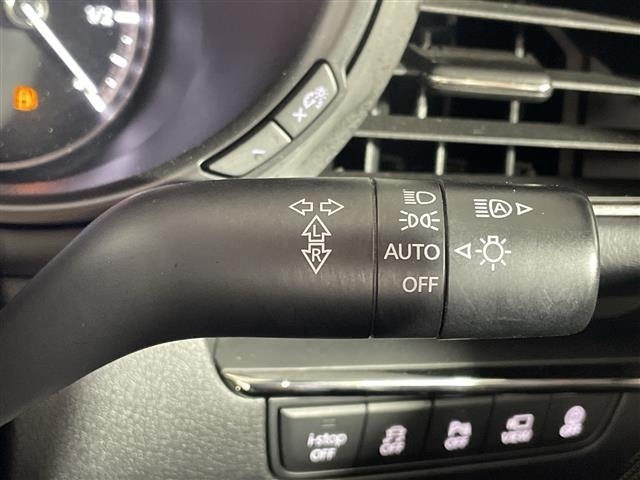 Mazda MAZDA3 2022 8339011-13
