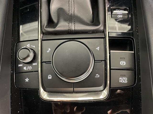 Mazda MAZDA3 2022 8339011-23