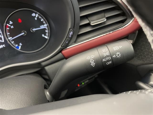 Mazda MAZDA3 2020 8339048-11