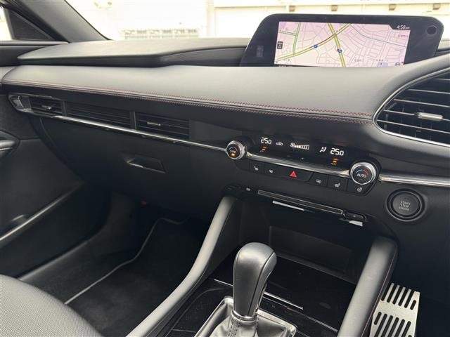 Mazda MAZDA3 2022 8339052-22