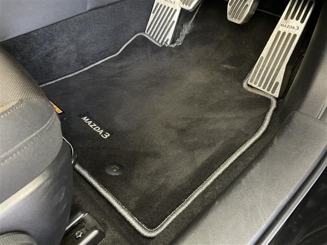 Mazda MAZDA3 2020 8339054-4