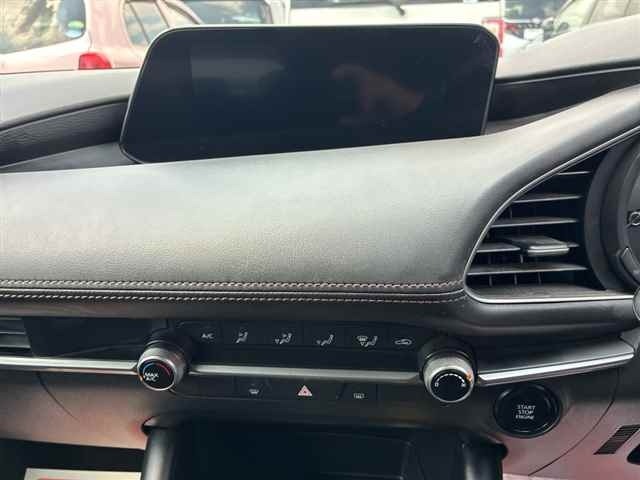 Mazda MAZDA3 2022 8339064-6