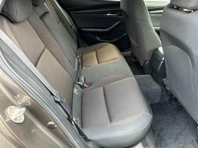 Mazda MAZDA3 2022 8339064-8
