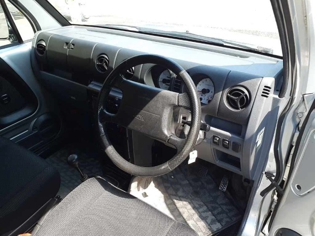 Daihatsu NAKED 2001 8327200-7