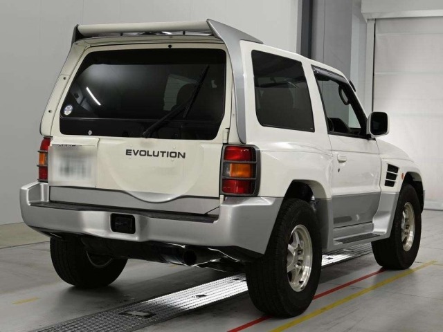 Mitsubishi PAJERO 1998 8324692-1