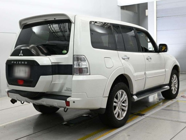 Mitsubishi PAJERO 2018 8324693-1