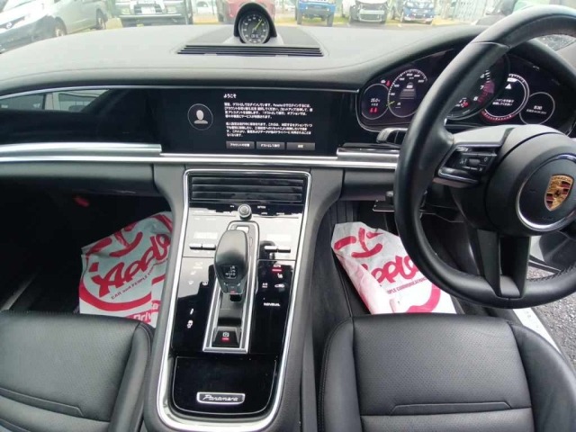 Porsche PANAMERA 2022 8333830-11
