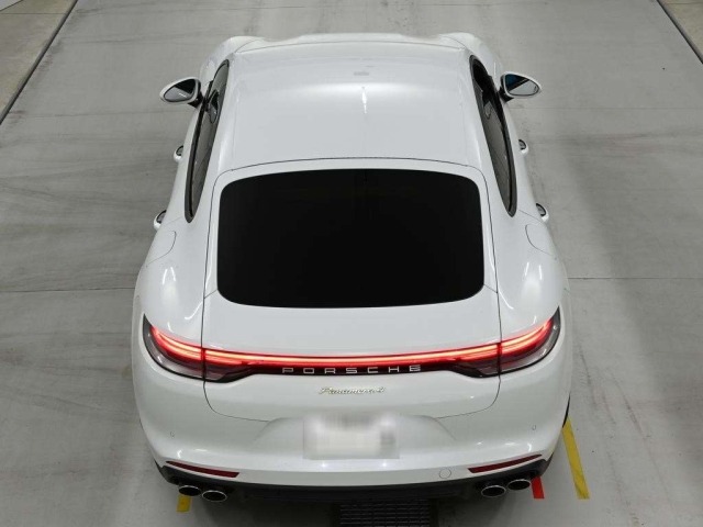 Porsche PANAMERA 2022 8333830-8
