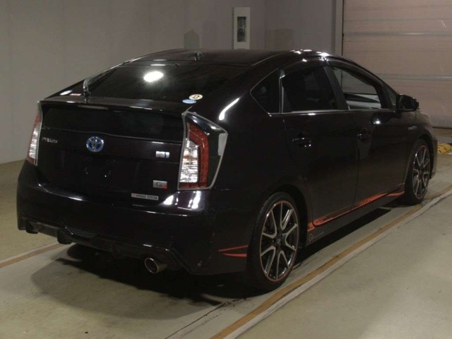 Toyota PRIUS 2015 8339756-1