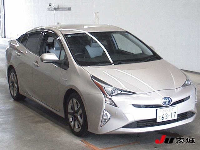 Toyota PRIUS 2016 8339767-0