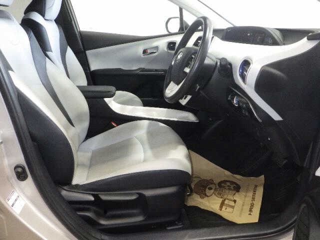 Toyota PRIUS 2016 8339767-6