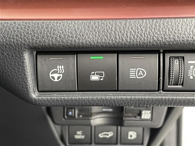 Toyota PRIUS 2023 8339810-2