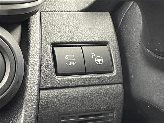 Toyota PRIUS 2023 8339810-21