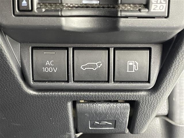 Toyota PRIUS 2023 8339810-6