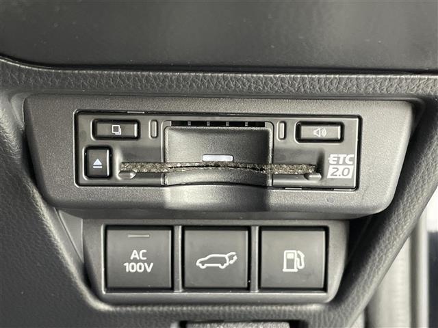 Toyota PRIUS 2023 8339826-2