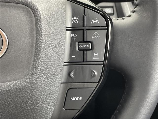 Toyota PRIUS 2023 8339826-9