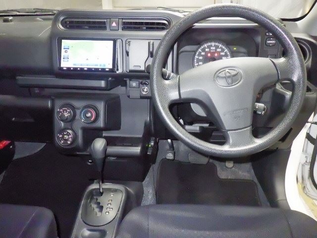 Toyota PROBOX VAN 2021 8339101-4