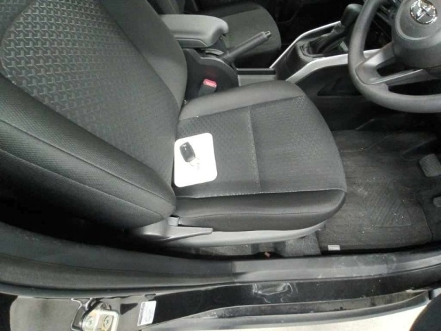 Toyota RAIZE 2025 8338731-10