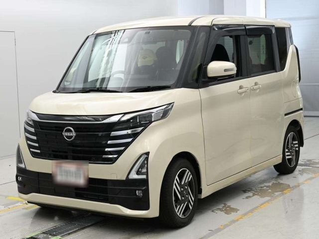 Nissan ROOX 2023 8334129-0