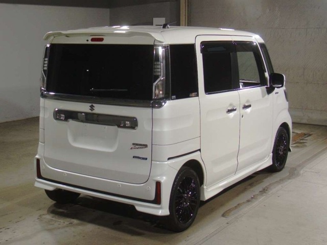 Suzuki SPACIA 2022 8324921-1