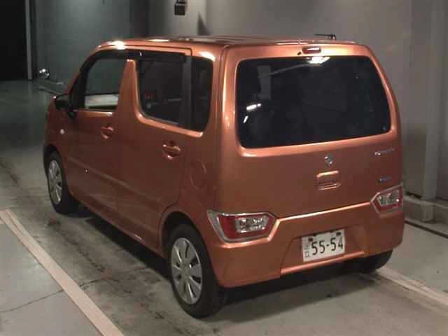 Suzuki WAGON R 2018 8325300-1