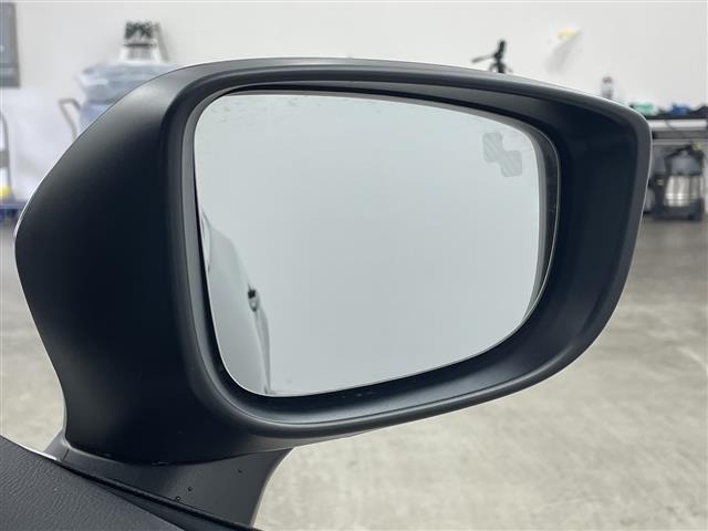 Mazda AXELA 2017 8347870-15