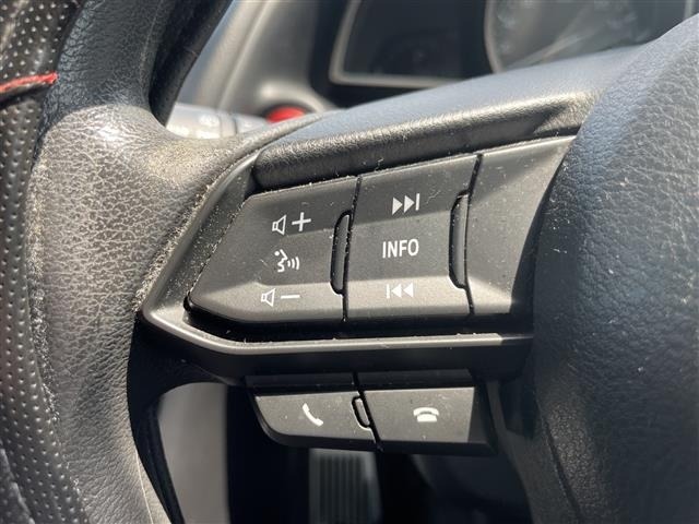 Mazda AXELA 2018 8347877-7