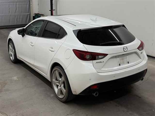 Mazda AXELA 2014 8347893-1