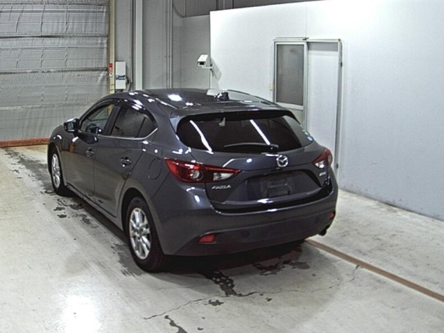 Mazda AXELA 2016 8347913-1