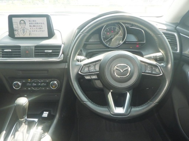 Mazda AXELA 2016 8347914-3