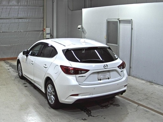 Mazda AXELA 2017 8347920-1