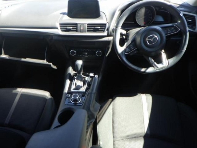 Mazda AXELA 2017 8347920-3