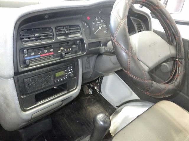 Suzuki CARRY TRUCK 1998 8348519-3