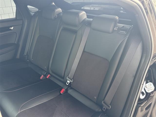 Honda CIVIC 2023 8347811-7