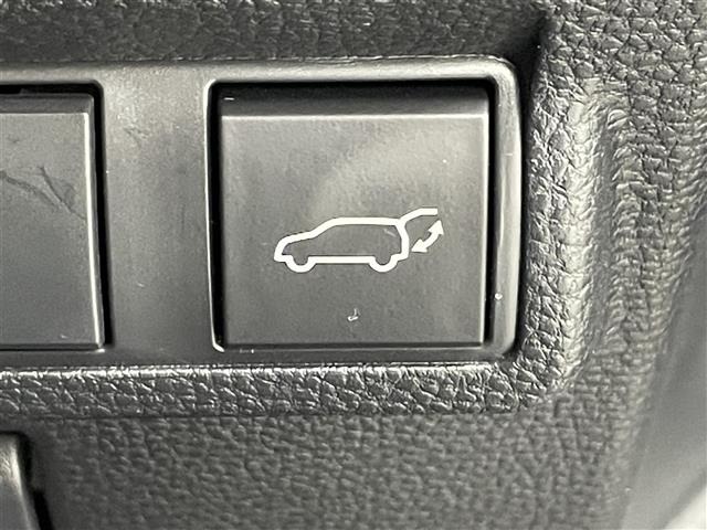 Toyota COROLLA CROSS 2023 8346784-1